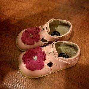 Livie & Luca size 9 girls shoes